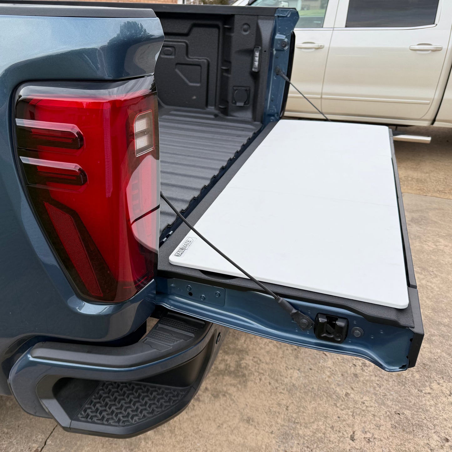 GMC & CHEVY FieldMate Board